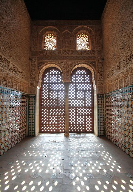 Das maurische Spanien – Rezeption maurischer Architektur in ausgewählten Ländern Europas am Beispiel von Reiseberichten aus den Jahren 1494-1920